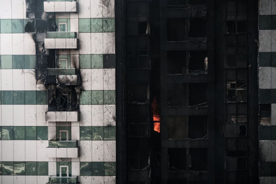 Incendio destruye local comercial en Milagro a las 09:30 del martes