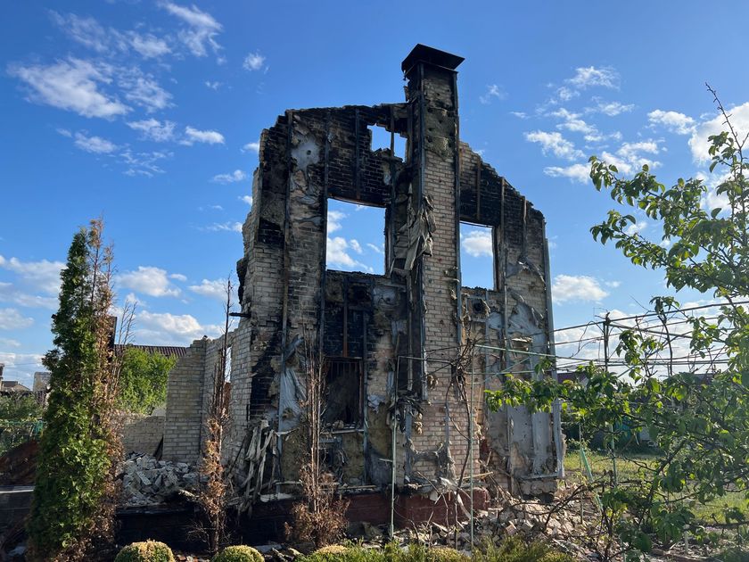Incendio en Milagro destruye tres viviendas por presunta explosión de gas