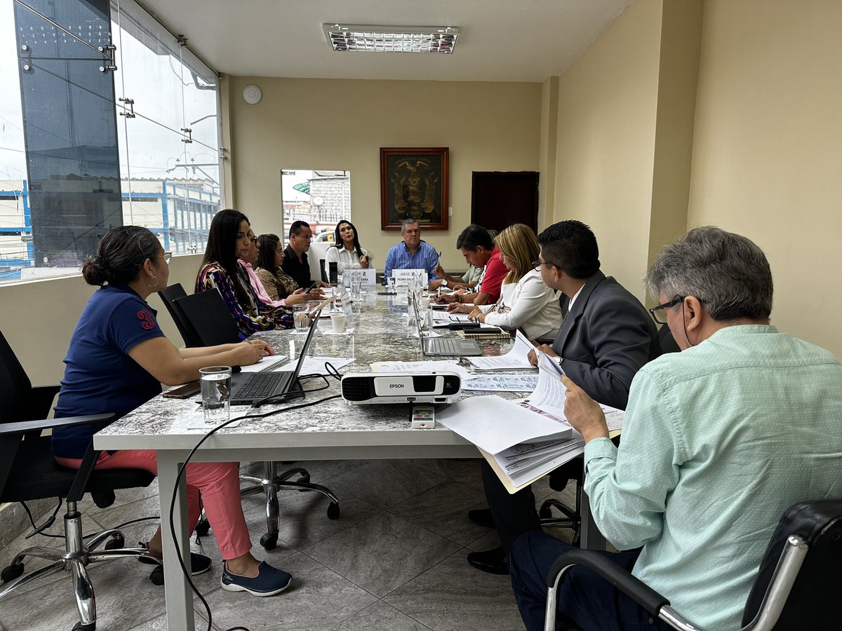 Concejo de Milagro designa a Roberto Loor en directorio de Vivienda Social