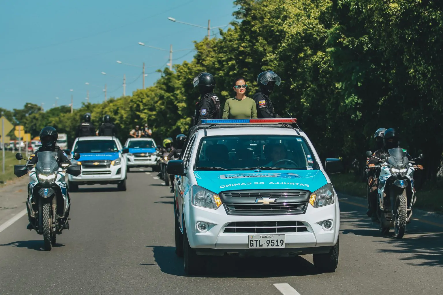 Prefectura del Guayas inaugura Patrullas de Caminos en peaje Boliche